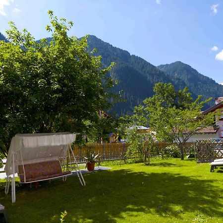 Hotel Garni Tyrolia Campitello di Fassa Exteriér fotografie